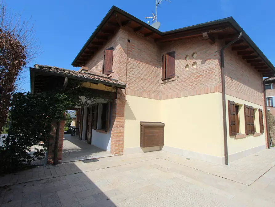 Immagine 52 di Villa in vendita  in Via Augusto Ferrari a Valsamoggia