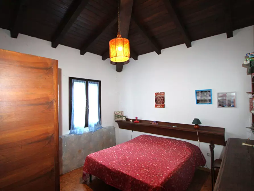 Immagine 12 di Porzione di casa in vendita  in Via Palazzetto 17 a Valsamoggia