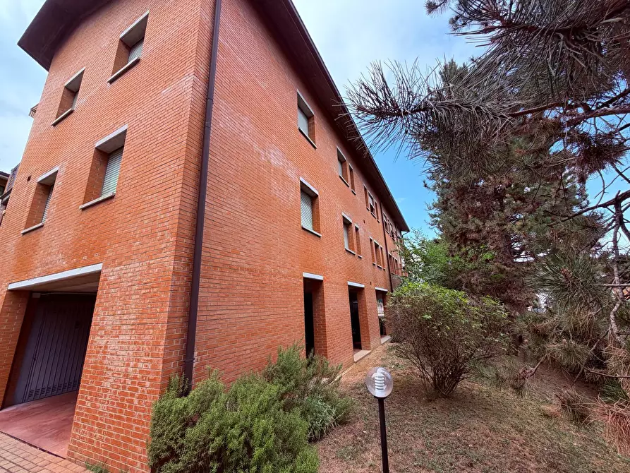 Immagine 38 di Appartamento in vendita  in Via Ugo la Malfa 15 a Valsamoggia