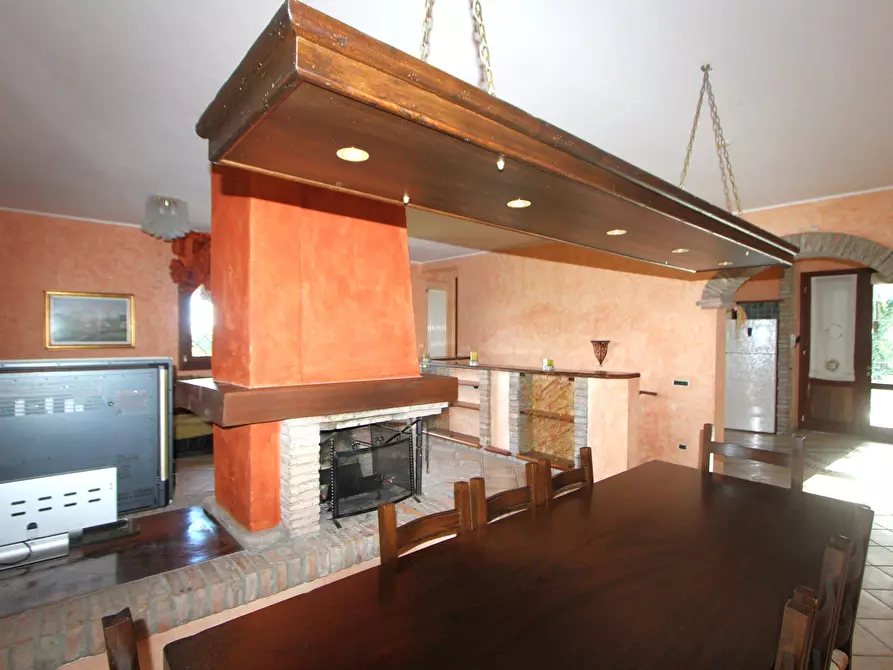 Immagine 8 di Casa indipendente in vendita  in Via Campomaggiore a Valsamoggia