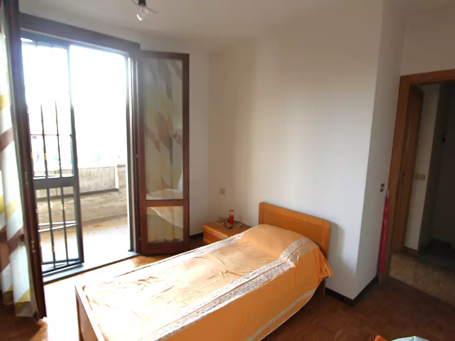 Immagine 35 di Villetta a schiera in vendita  in Via Pietro Nenni 26 a Valsamoggia