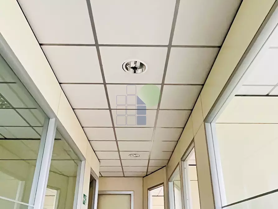 Immagine 17 di Attività artigianale in affitto  in Via Dell'Artigianato 43 a Livorno