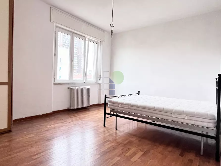 Immagine 27 di Pentalocale in vendita  in Via Baciocchi 12 a Livorno