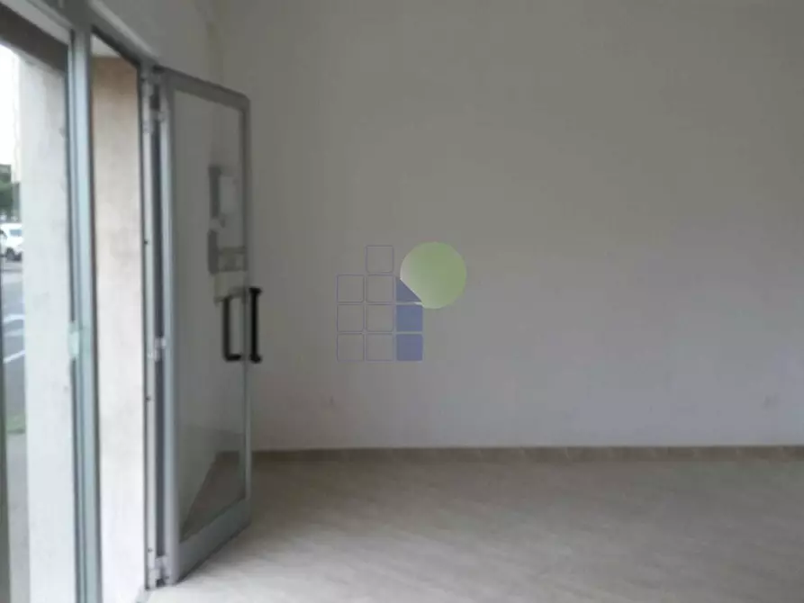 Immagine 3 di Capannone industriale in vendita  in Via Toscana 34 a Livorno