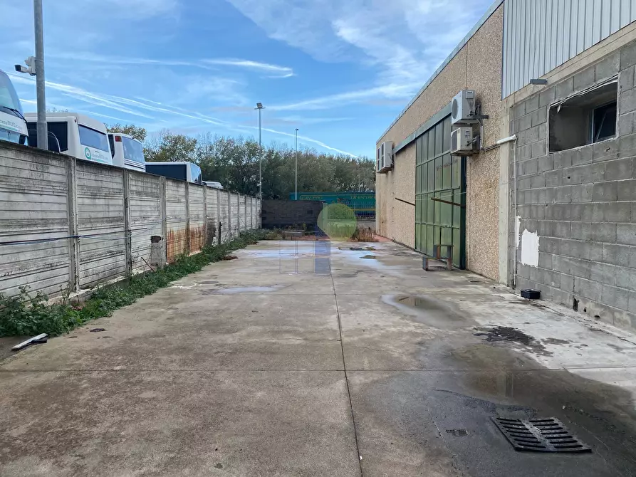 Immagine 14 di Capannone industriale in affitto  in Via dei Materassai 13 a Livorno