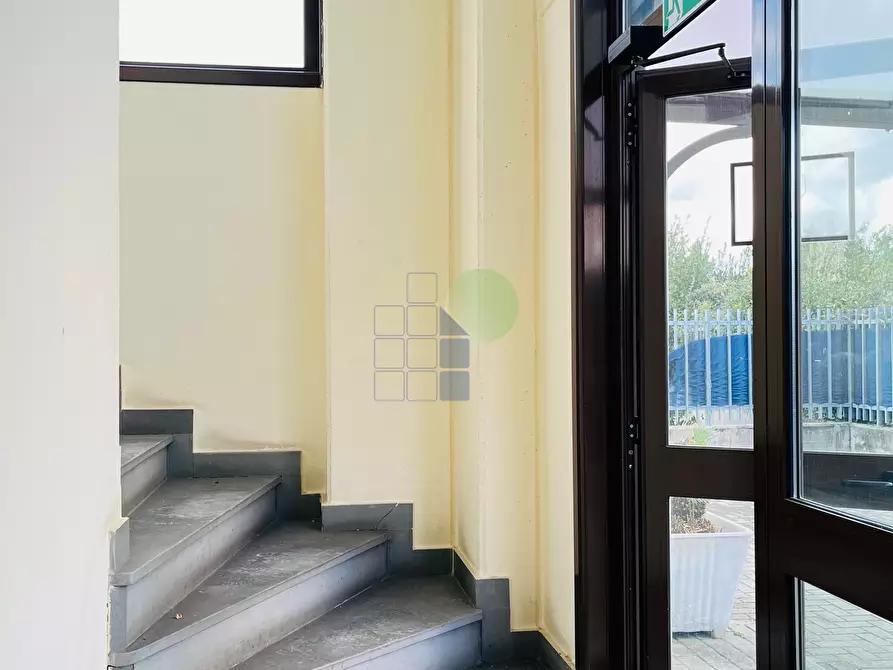 Immagine 8 di Attività artigianale in affitto  in Via Dell'Artigianato 43 a Livorno