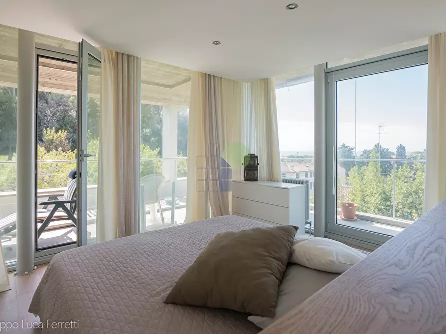 Immagine 32 di Villetta a schiera in vendita  in Viale del Tirreno 14 a Livorno