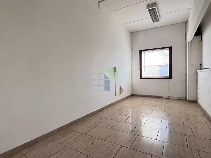 Immagine 8 di Ufficio in affitto  in Via degli Arrotini 11 a Livorno