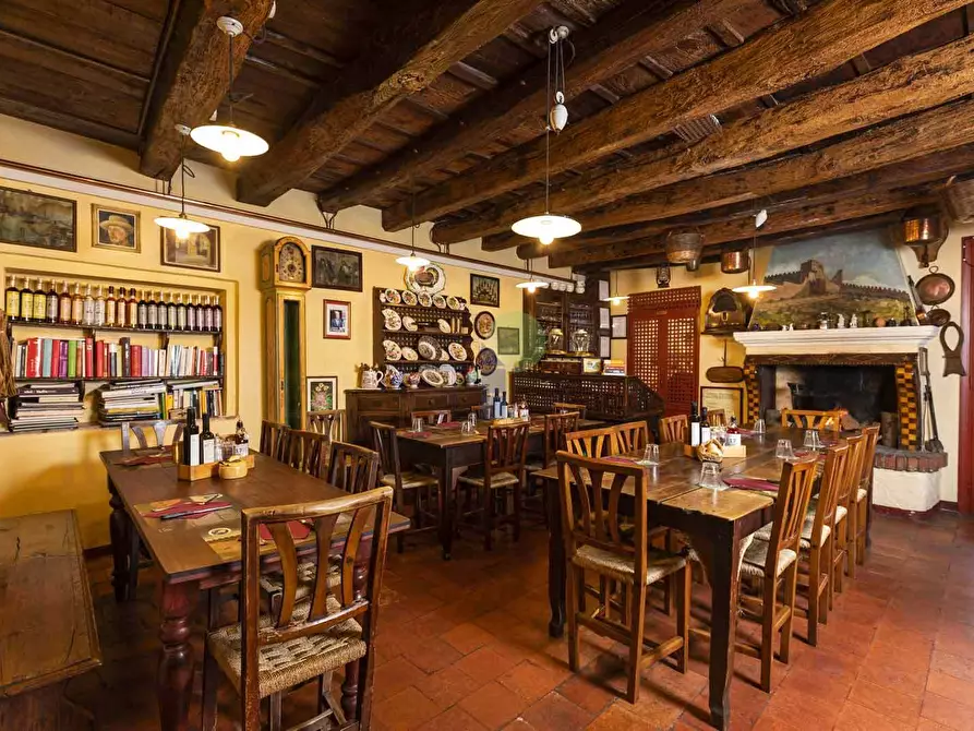 Immagine 1 di Bar / Ristorante in vendita  a Livorno