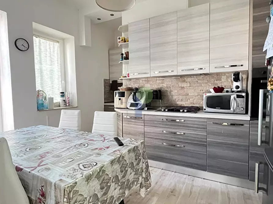 Immagine 5 di Quadrilocale in vendita  in Via Roma 89 a Livorno