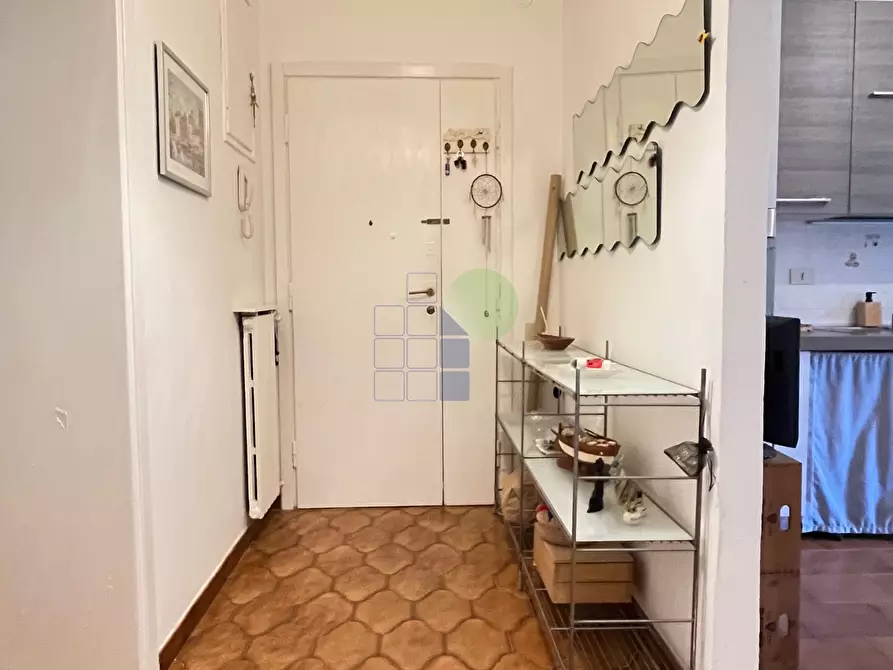 Immagine 2 di Trilocale in vendita  in Via Montebello 55 a Livorno