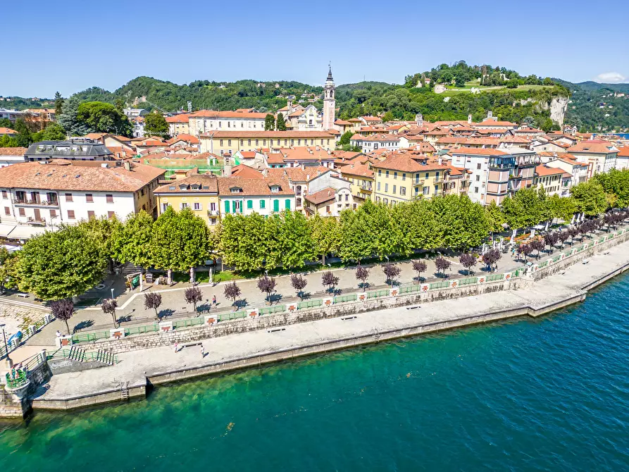 Immagine 18 di Bilocale in affitto  in Via Giovanni Verga 1 a Arona