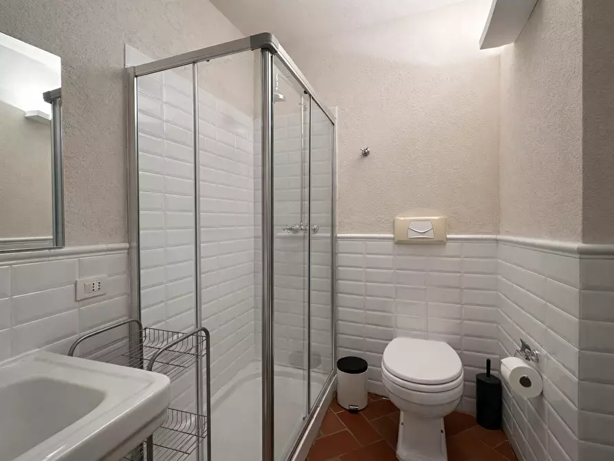 Immagine 12 di Quadrilocale in affitto  in Via San Carlo 1 a Arona