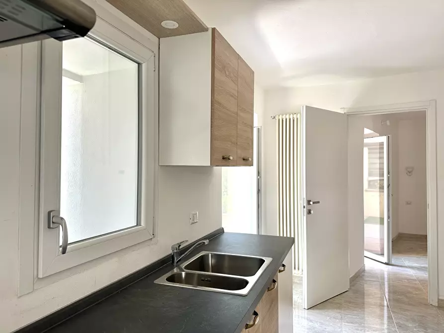 Immagine 1 di Bilocale in vendita  in Via Crosa 1 a Arona