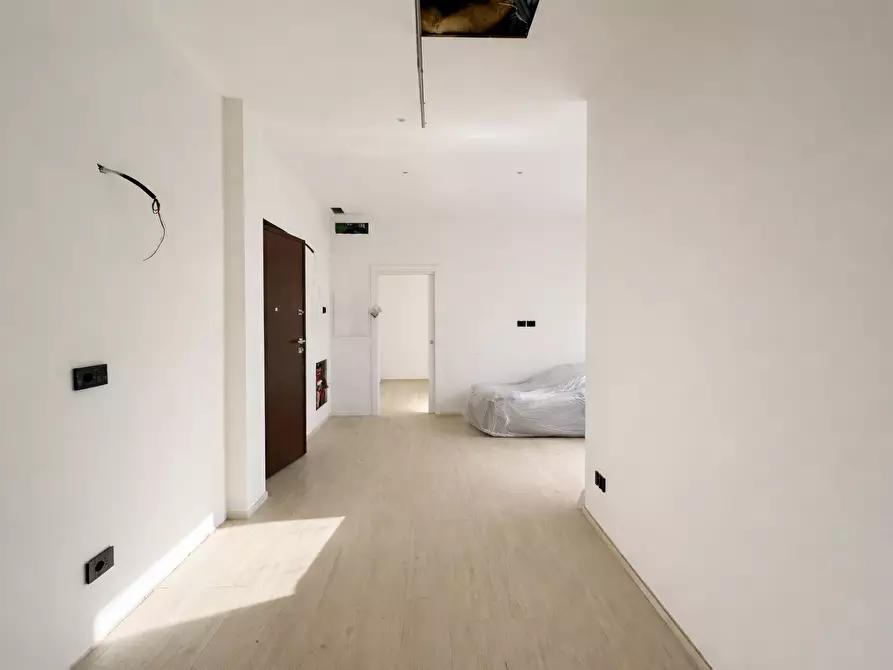 Immagine 4 di Bilocale in vendita  in Via XX Settembre 84 a Arona