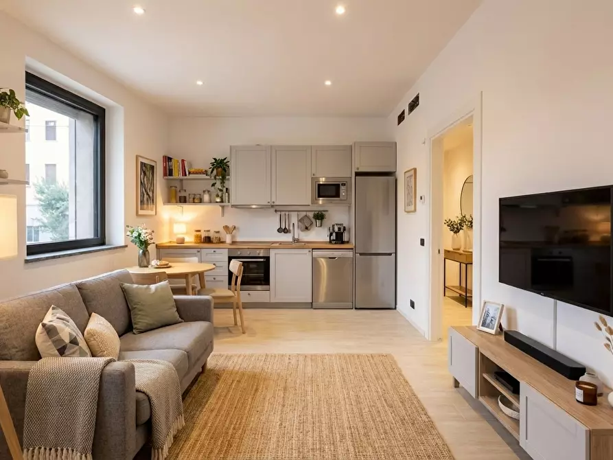 Immagine 1 di Bilocale in vendita  in Via XX Settembre 84 a Arona