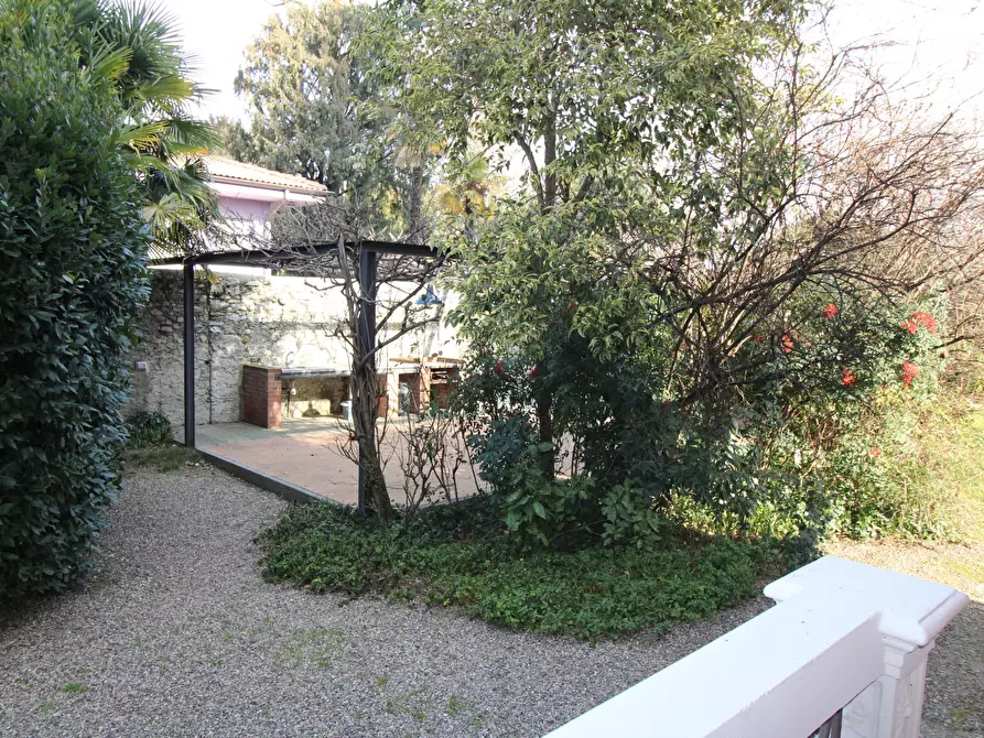 Immagine 49 di Trilocale in affitto  in Via XX Settembre 1 a Arona