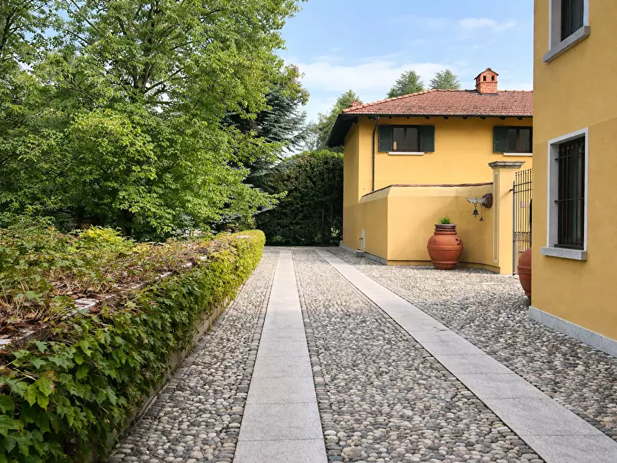 Immagine 17 di Trilocale in affitto  in Via Dante Alighieri 1 a Cureggio