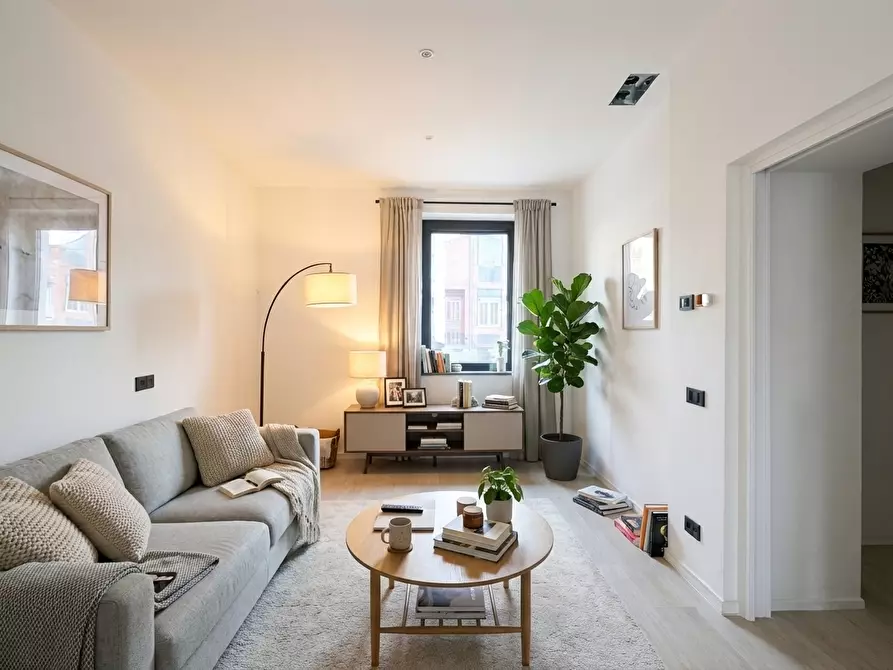 Immagine 1 di Bilocale in vendita  in Via XX Settembre 84 a Arona