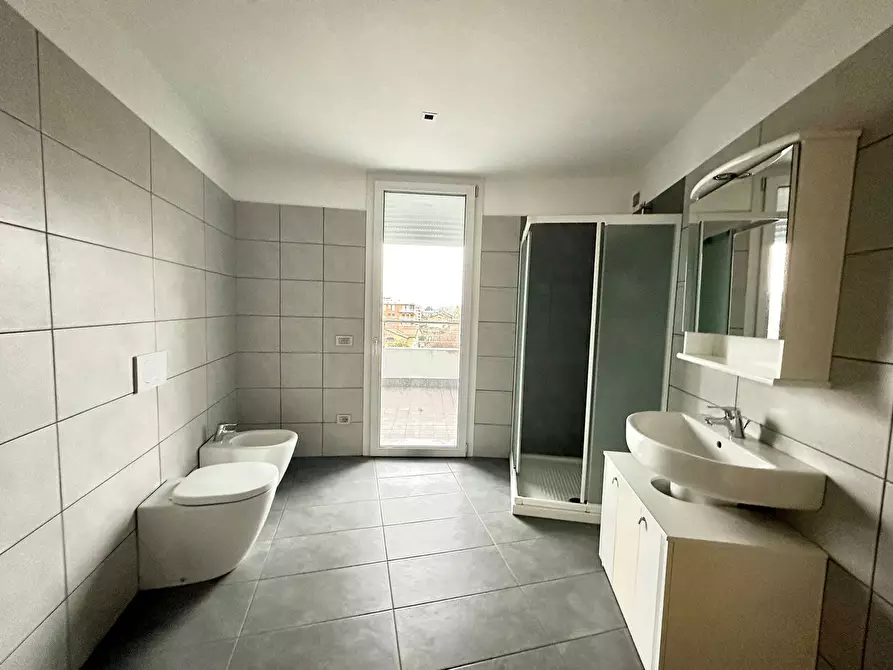 Immagine 17 di Bilocale in vendita  in Via G. Matteotti 1 a Borgomanero