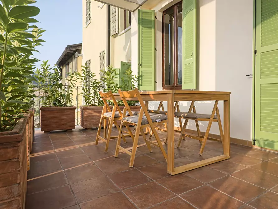 Immagine 21 di Bilocale in affitto  in Via Verbano a Arona