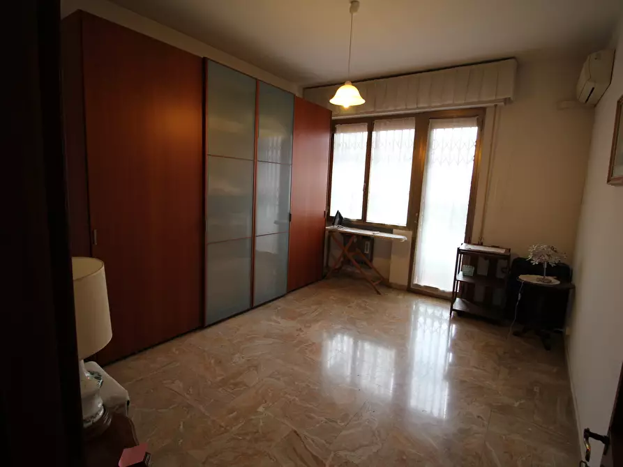 Immagine 22 di Appartamento in vendita  in Via delle Panche 50 a Firenze