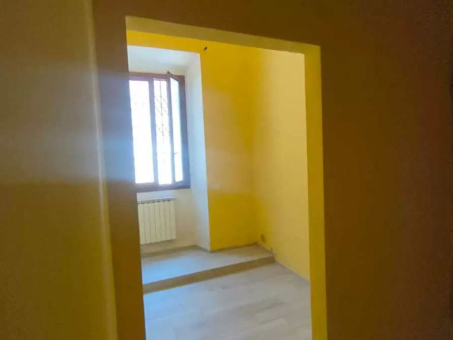 Immagine 9 di Bilocale in vendita  in Via Reginaldo Giuliani 330 a Firenze