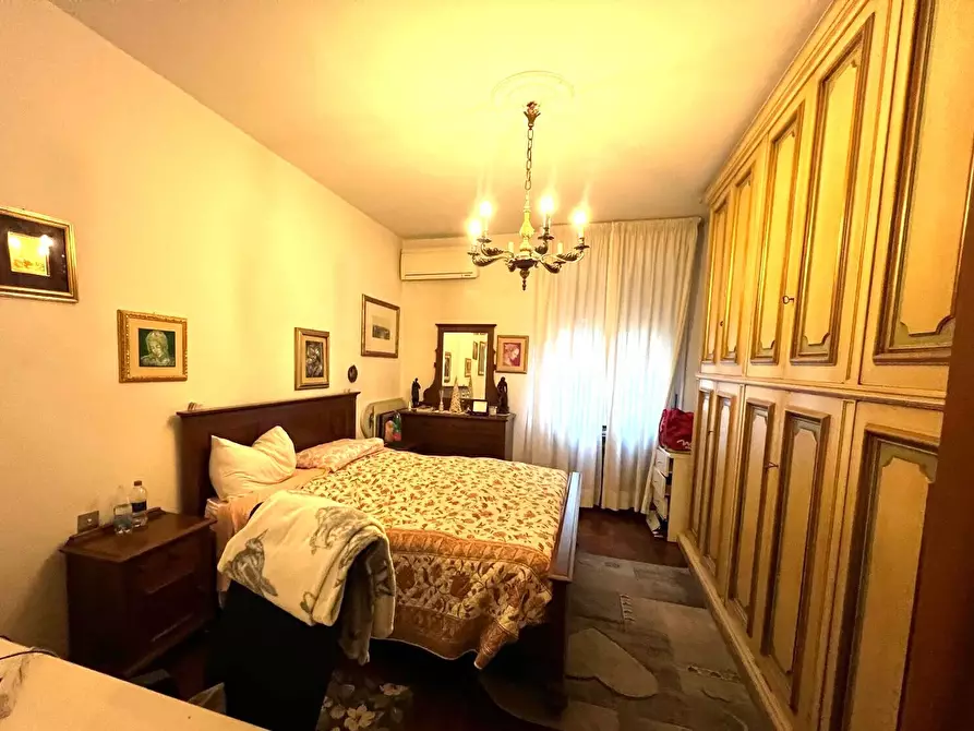 Immagine 9 di Pentalocale in vendita  in Via del Barco a Firenze