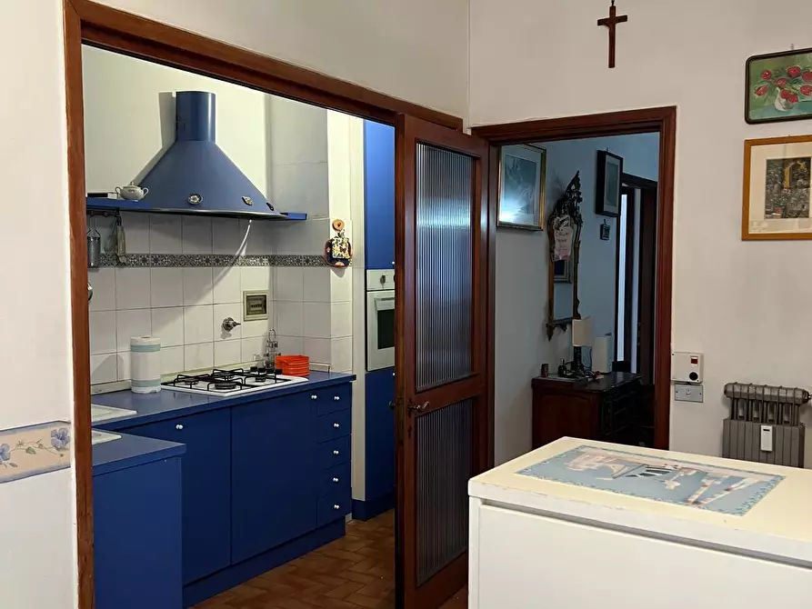 Immagine 7 di Appartamento in vendita  in Via delle Panche 50 a Firenze