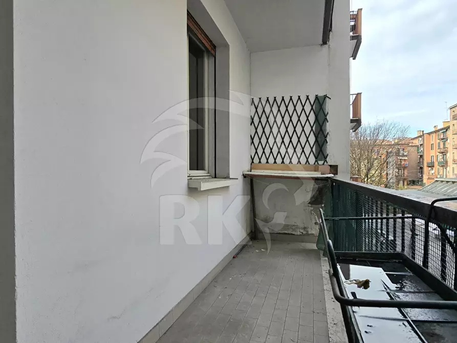 Immagine 8 di Trilocale in vendita  a Bologna