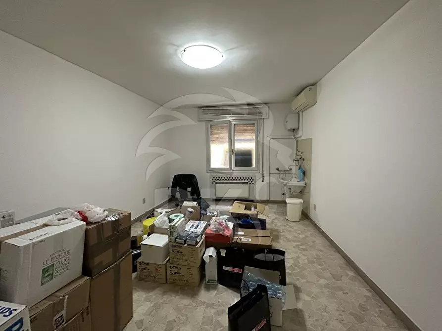 Immagine 9 di Ufficio in affitto  in Vicolo Sant'Arcangelo 2 a Bologna