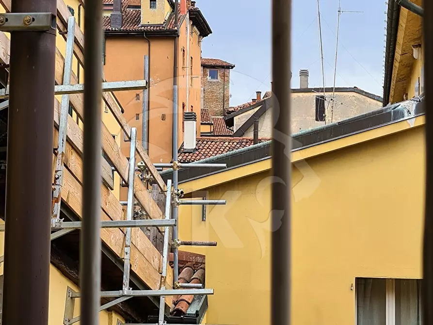 Immagine 14 di Bilocale in affitto  in Via Drapperie 16 a Bologna