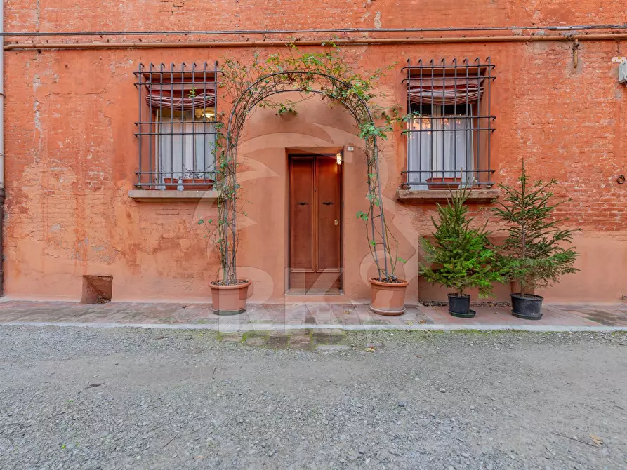 Immagine 16 di Trilocale in affitto  a Bologna