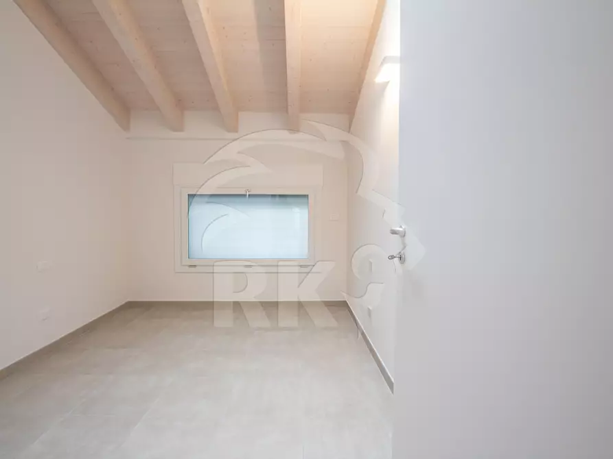 Immagine 7 di Trilocale in affitto  a Bologna