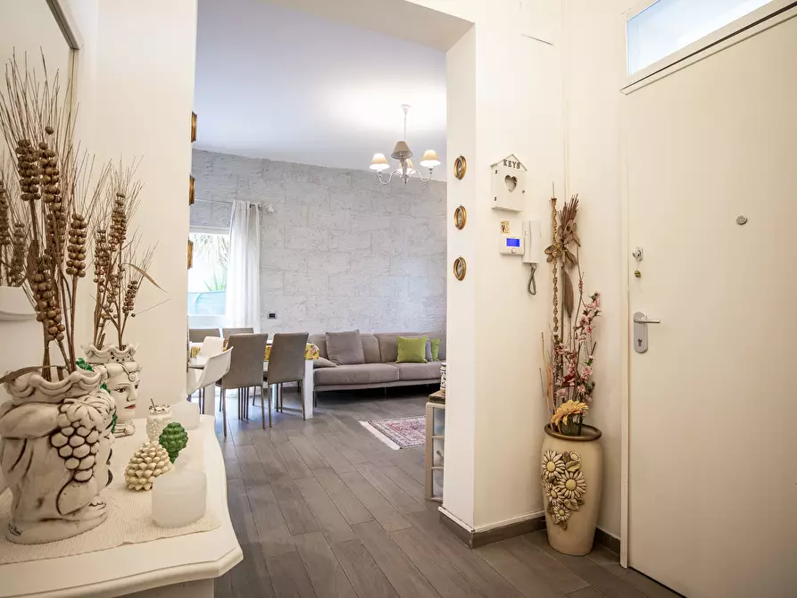 Immagine 14 di Appartamento in vendita  in Via centuripe a Siracusa