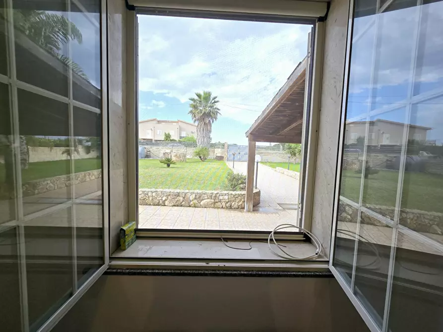 Immagine 28 di Casa bifamiliare in vendita  in Strada Capo Murro di Porco 282 a Siracusa