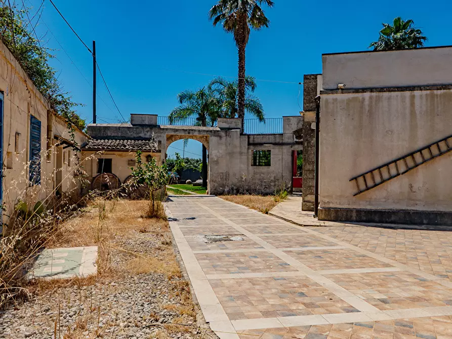 Immagine 23 di Villa in vendita  in Via Agamennone 2 a Siracusa