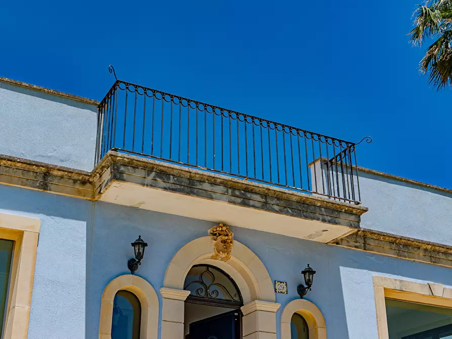 Immagine 16 di Villa in vendita  in Via Agamennone 2 a Siracusa