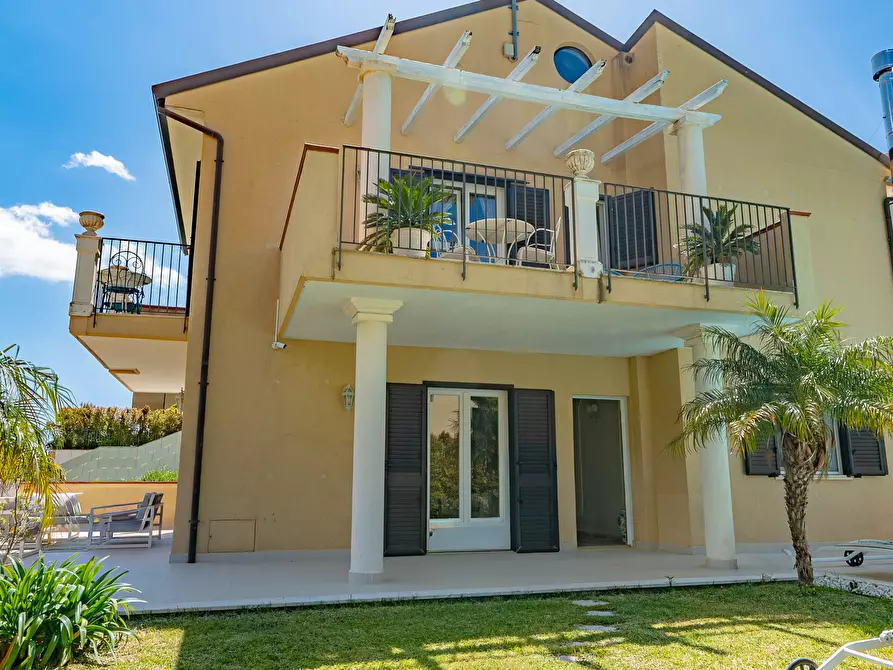 Immagine 29 di Villa in vendita  in Contrada Mastrissa a Taormina