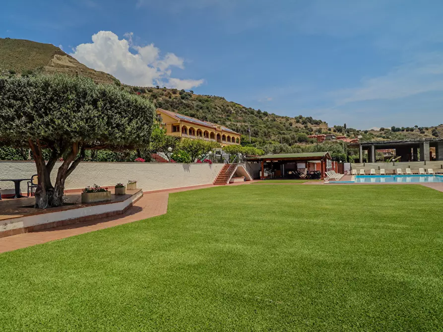 Immagine 25 di Albergo/B&B/Residence in vendita  in Via Panoramica Maria Teresa d'Austria 58 a Taormina