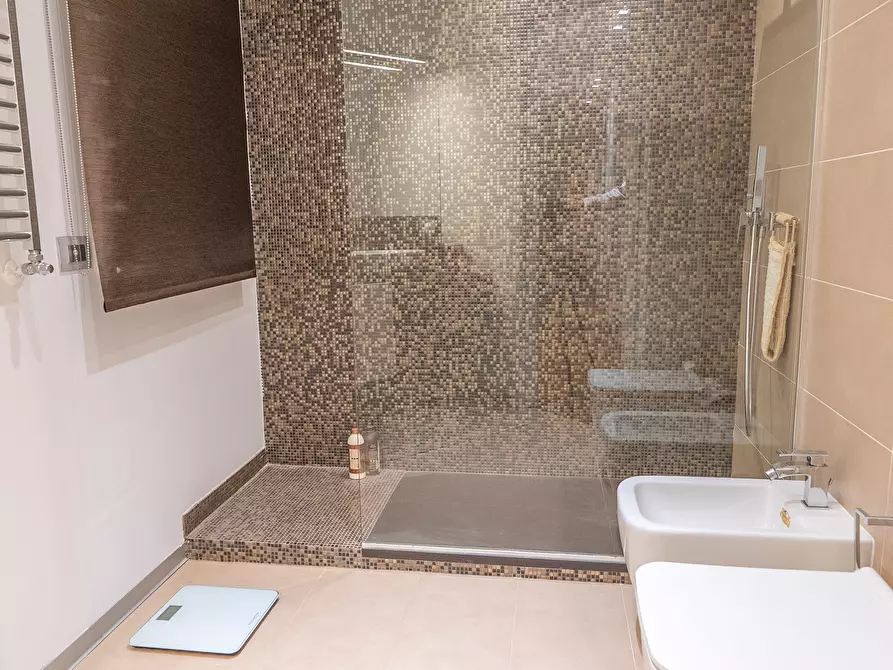 Immagine 16 di Appartamento in vendita  in Via Corsica 3 a Siracusa