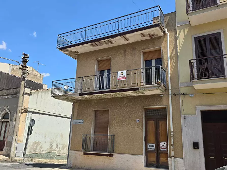 Immagine 31 di Casa indipendente in vendita  in Via Vittorio Emanuele III 374 a Canicattini Bagni