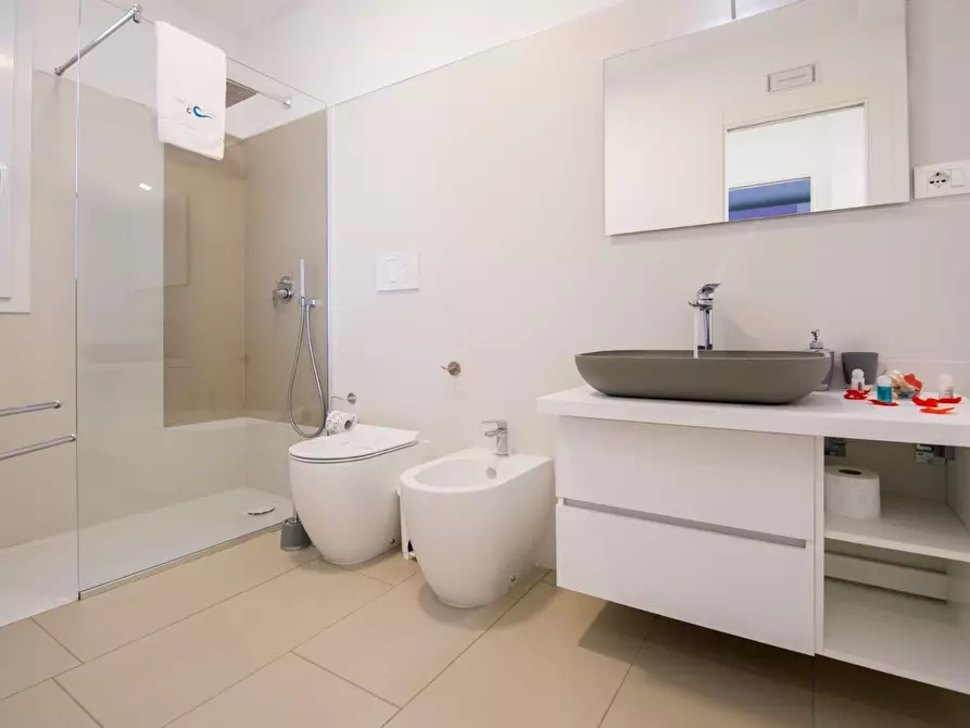 Immagine 17 di Villa in vendita  in Via Sebastiano Morale 5 a Siracusa