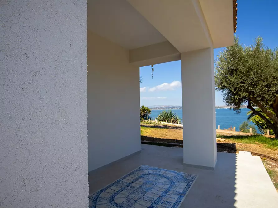 Immagine 76 di Villa in vendita  in Via La Maddalena 35 a Siracusa