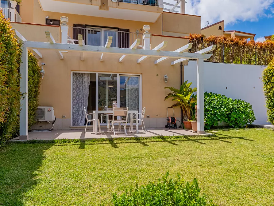 Immagine 59 di Villa in vendita  in Contrada Mastrissa a Taormina