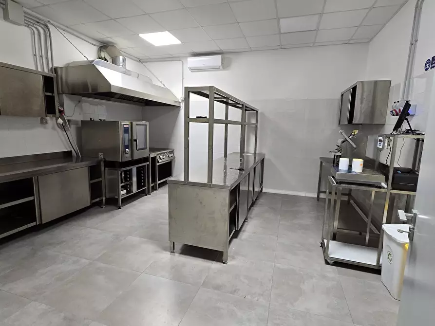 Immagine 7 di Capannone industriale in vendita  in Via Malta 100 a Siracusa