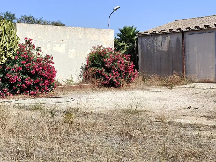 Immagine 19 di Villa in vendita  in Via Bonaiuto Natale 4 a Siracusa