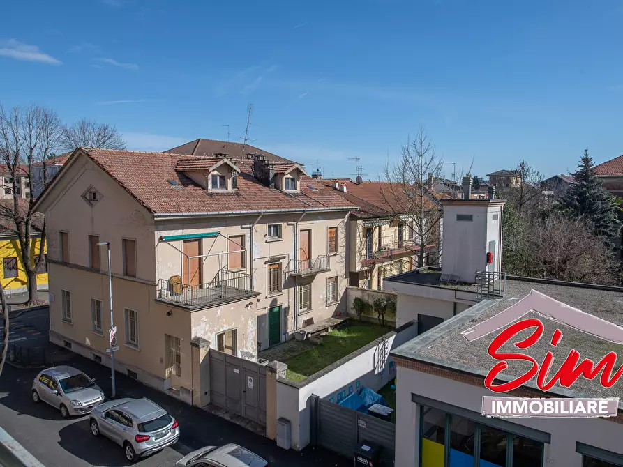 Immagine 1 di Villa in vendita  in Via Buozzi snc a Novara