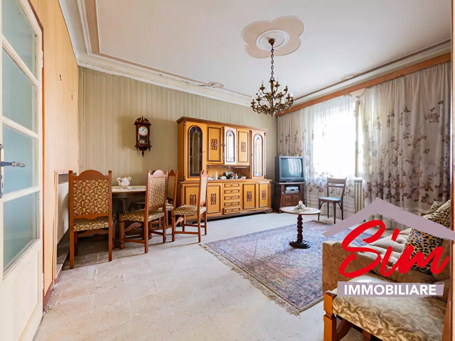 Immagine 7 di Casa bifamiliare in vendita  in Via Cavour sn a Borgolavezzaro