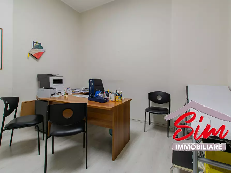 Immagine 9 di Ufficio in vendita  in Via Perazzi sn a Novara